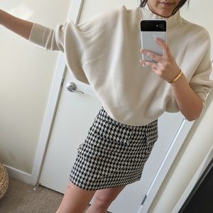 H&M Mini skirt w/ tag